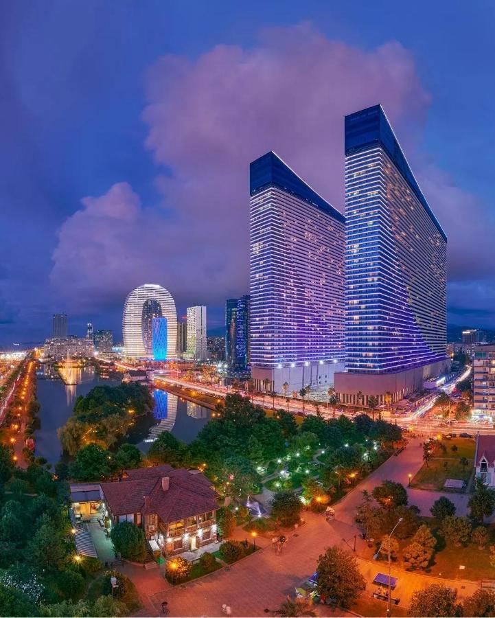 Orbi City Batumi With Sea View מראה חיצוני תמונה